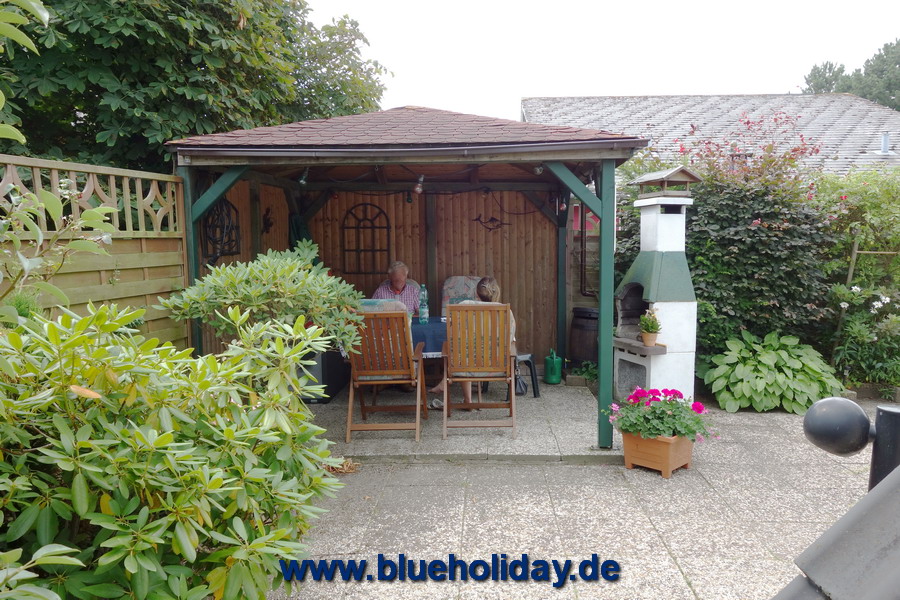 Der gemtliche Pavillion.- Anklicken geht zur Bildershow -